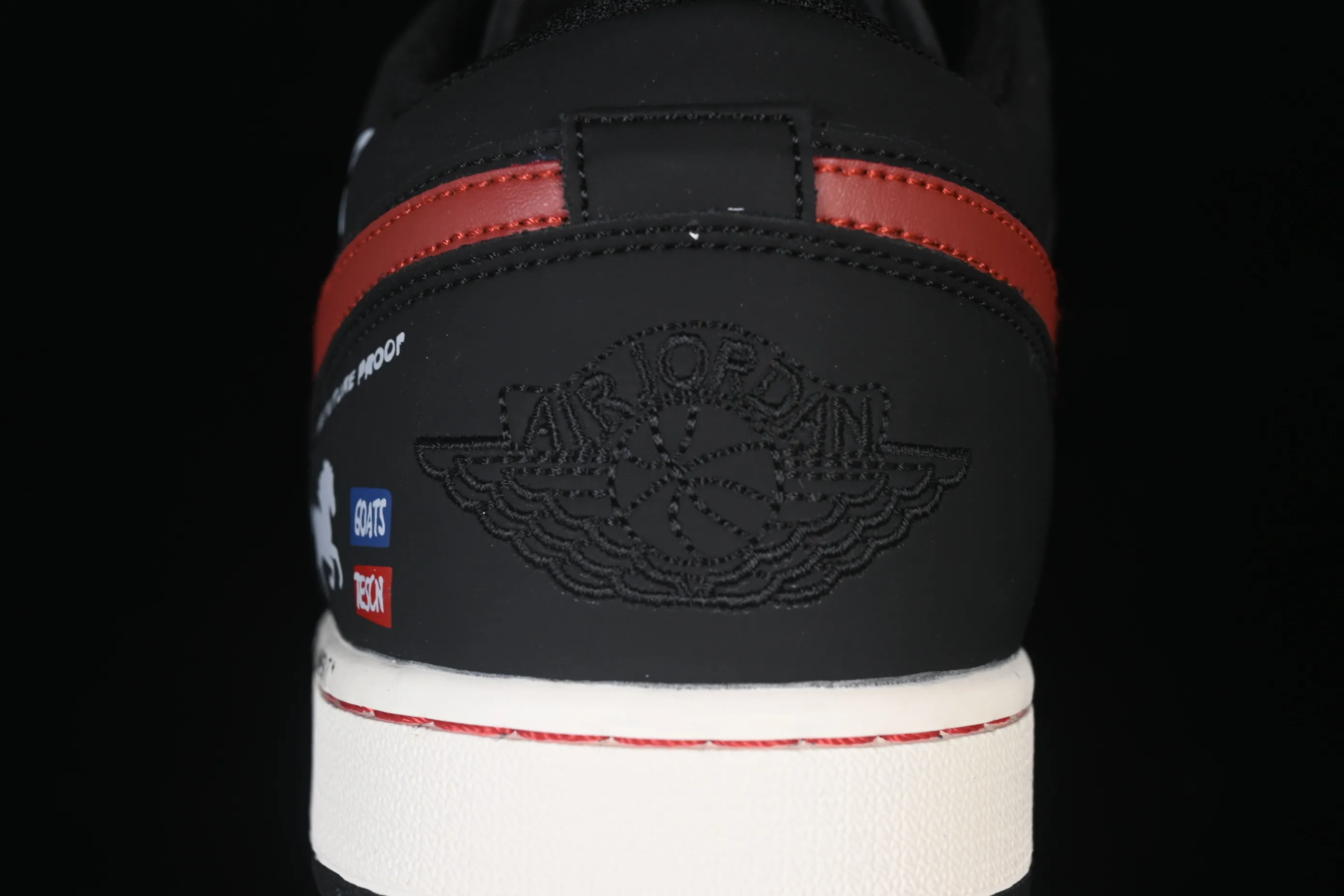 All Categories Air Jordan Jordan Series Basketball Shoes Air Jordan 1 Low Air Jordan 1 Low AJ1 Joe 1 Year of the Horse Limited Low-State Cultural Casual Shoes 553558-040